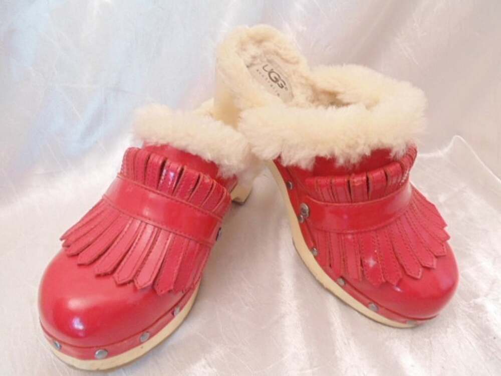Vtg Ugg Red Patent Leather Kiltie Clogs Shoes Chunky Heel Detachable Fringe Sz6